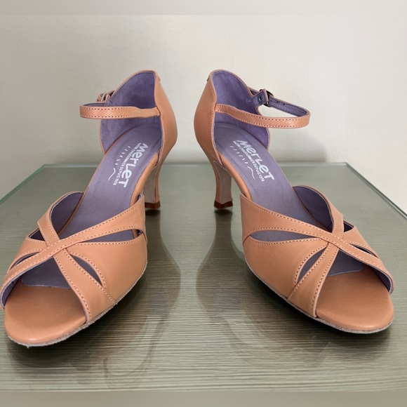 MERLET Renee Caffe Crème Leather 2.5 Jolie Flare Heel Medium Dance Size 8 - Picture 8 of 9